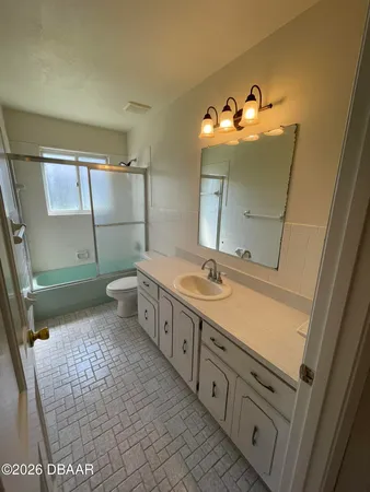 $2,200 | 524 Pelican Bay Drive, Daytona Beach, FL 32119