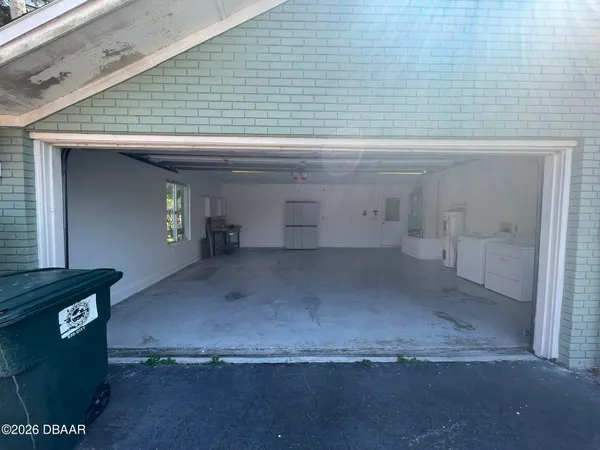 $2,200 | 524 Pelican Bay Drive, Daytona Beach, FL 32119