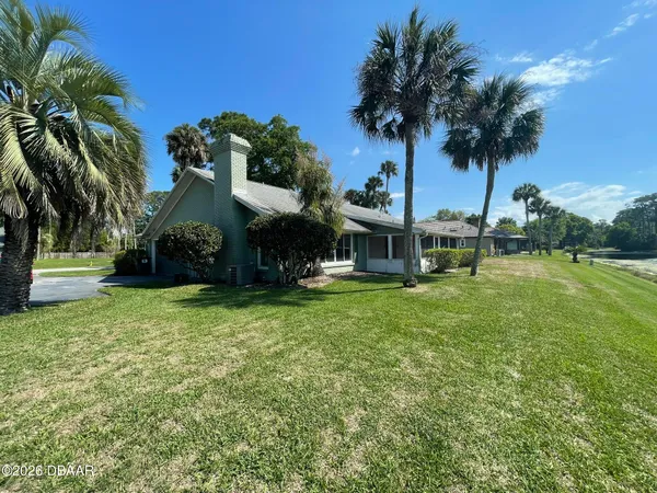 $2,200 | 524 Pelican Bay Drive, Daytona Beach, FL 32119