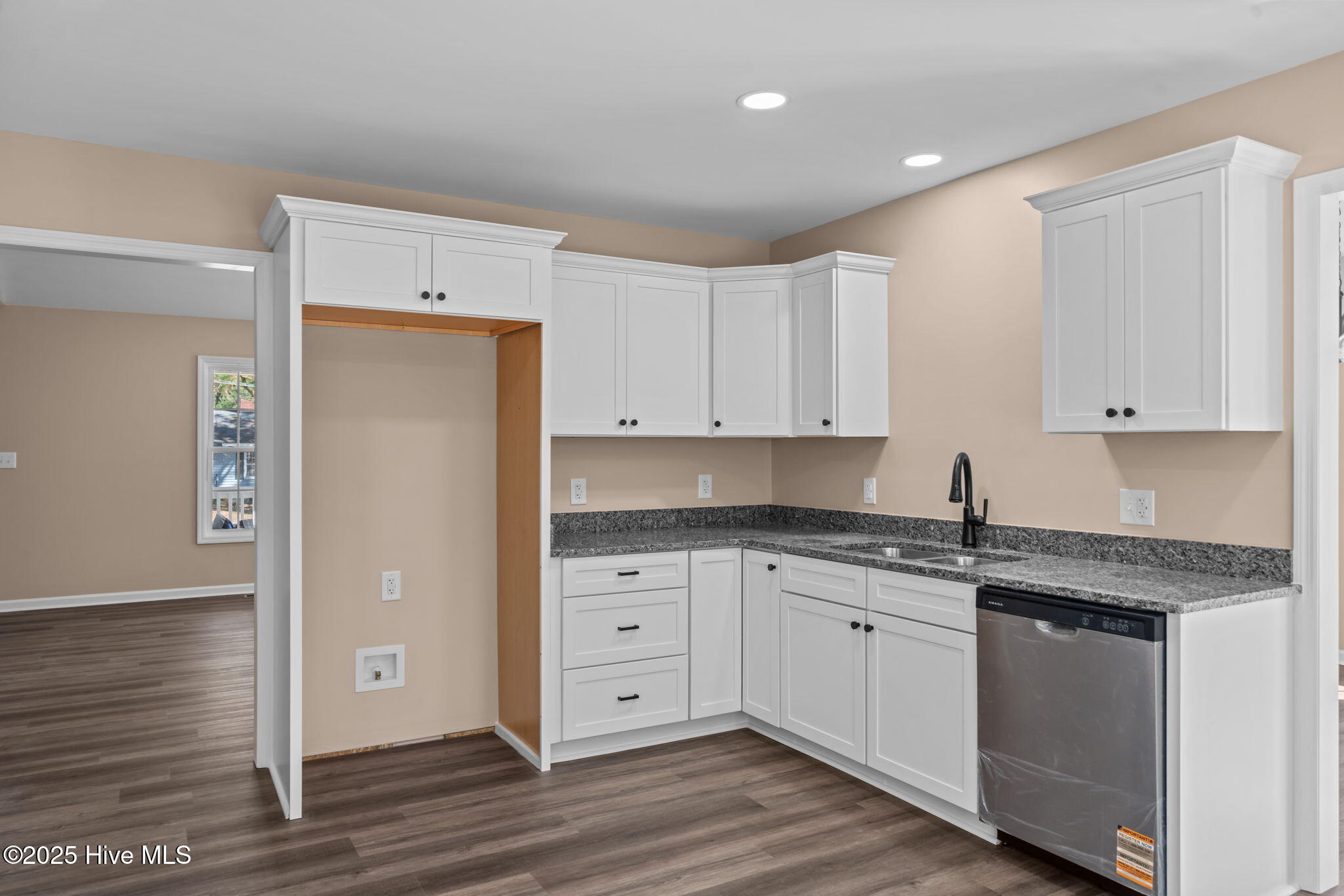 217 Beech Street Hamlet, NC 28345 - Photo 9 of 47 15-web-or-mls-DSC01214