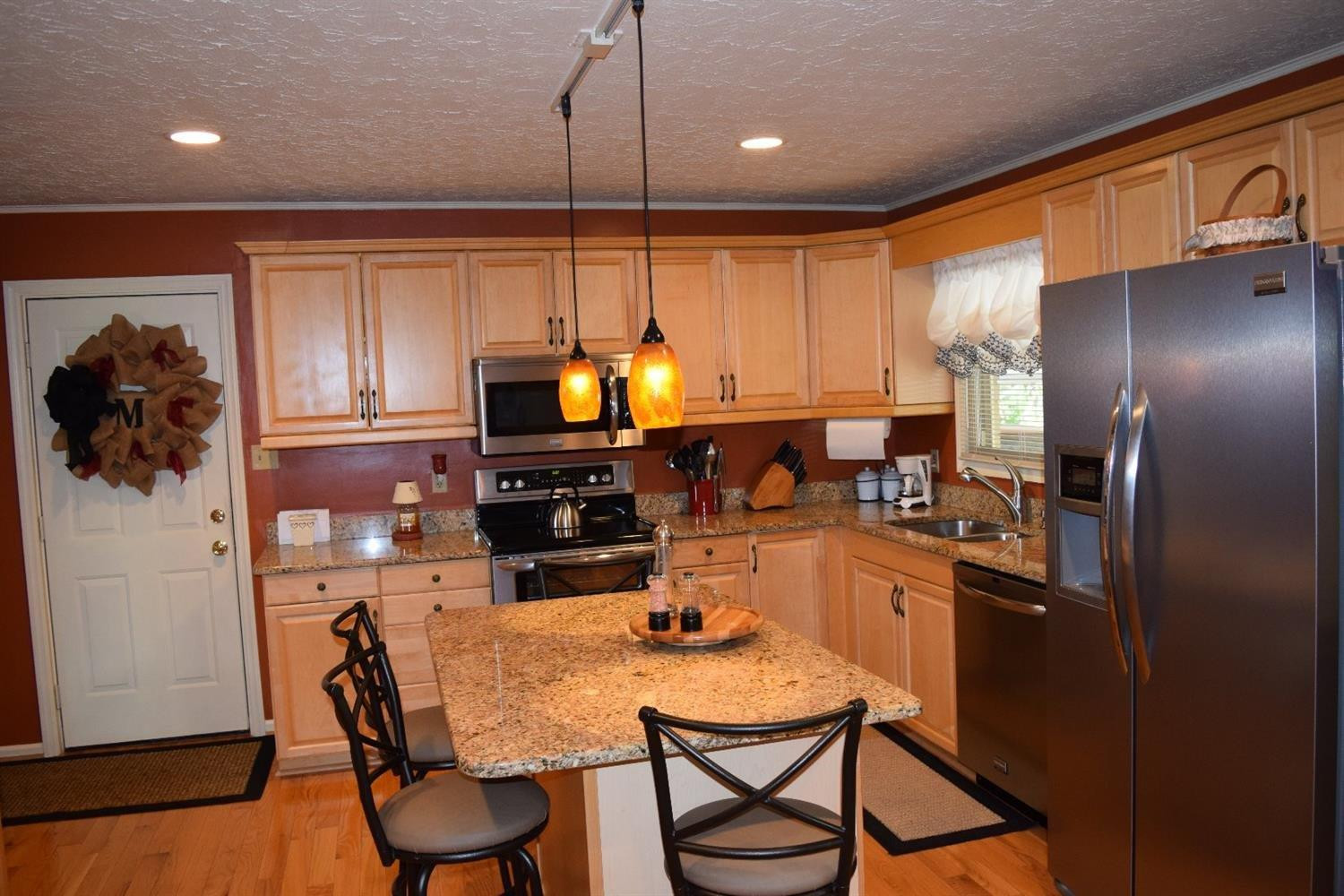 5598 Winchester Road Lexington, KY 40509 - Photo 5 of 46 Photo 5