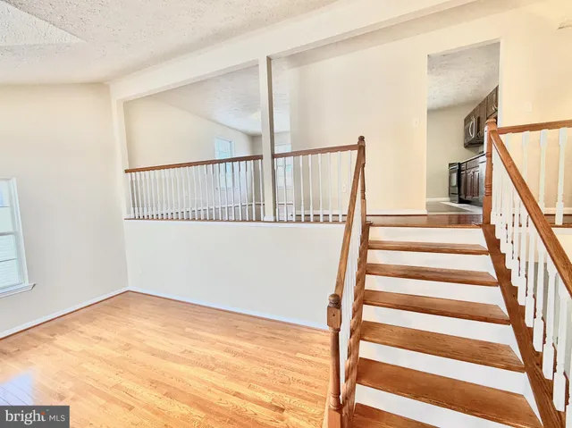 $2,995 | 5026 Dorchester Circle, Waldorf, MD 20603