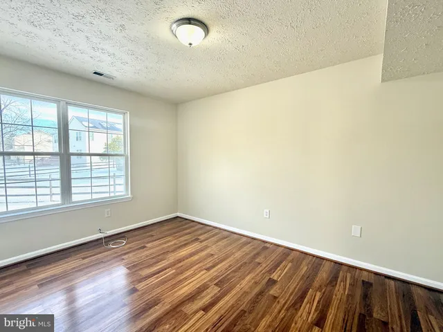 $2,995 | 5026 Dorchester Circle, Waldorf, MD 20603