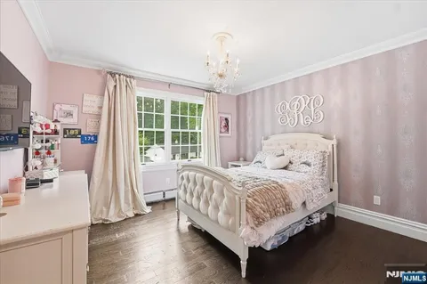 $1,150,000 | 58 Mackay Avenue, Waldwick, NJ 07463