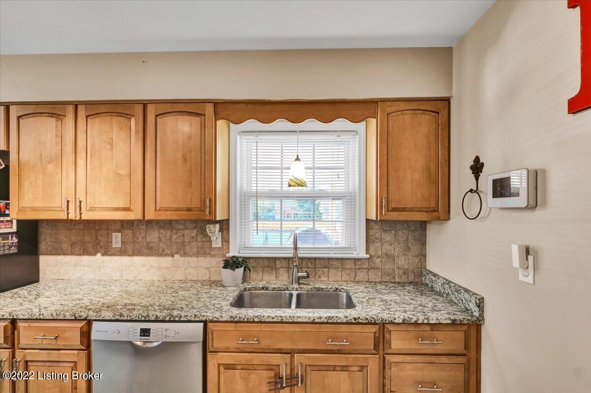 2507 Harmony Road Louisville, KY 40299 - Photo 24 of 48 15-2507 Harmony Rd-114