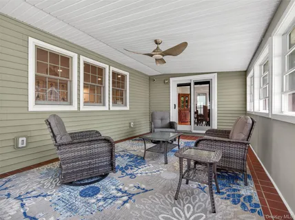 $759,000 | 42 Chestnut Ovl, Orangeburg, NY 10962