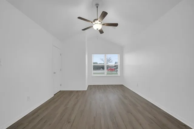 $499,000 | 1004 East Fannin Street, Luling, TX 78648