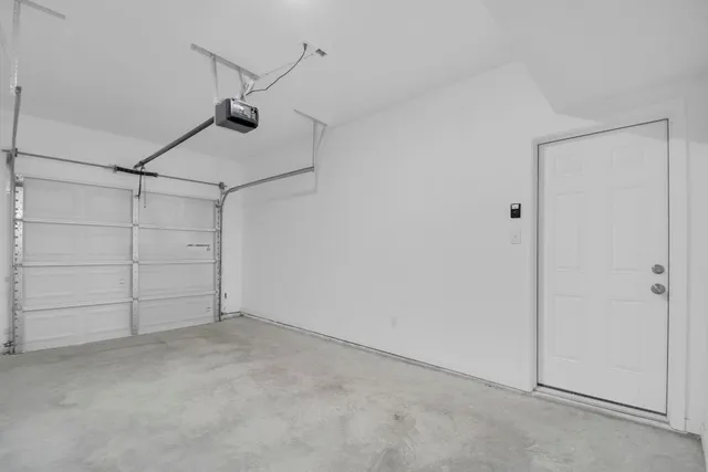 $499,000 | 1004 East Fannin Street, Luling, TX 78648