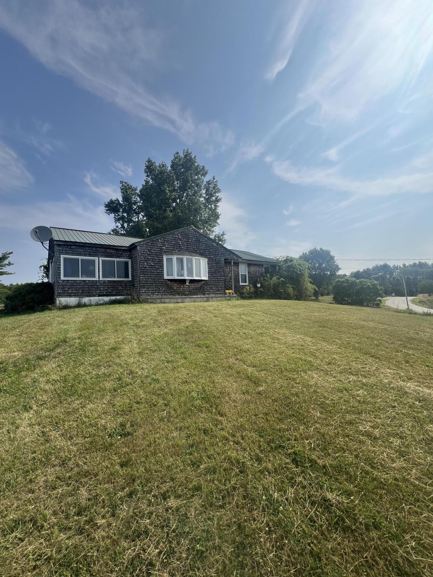 233 Curtis Road Arundel, ME 04046 - Photo 14 of 19 7346D0C8-A867-4B26-BFE6-F3414960541D (1)