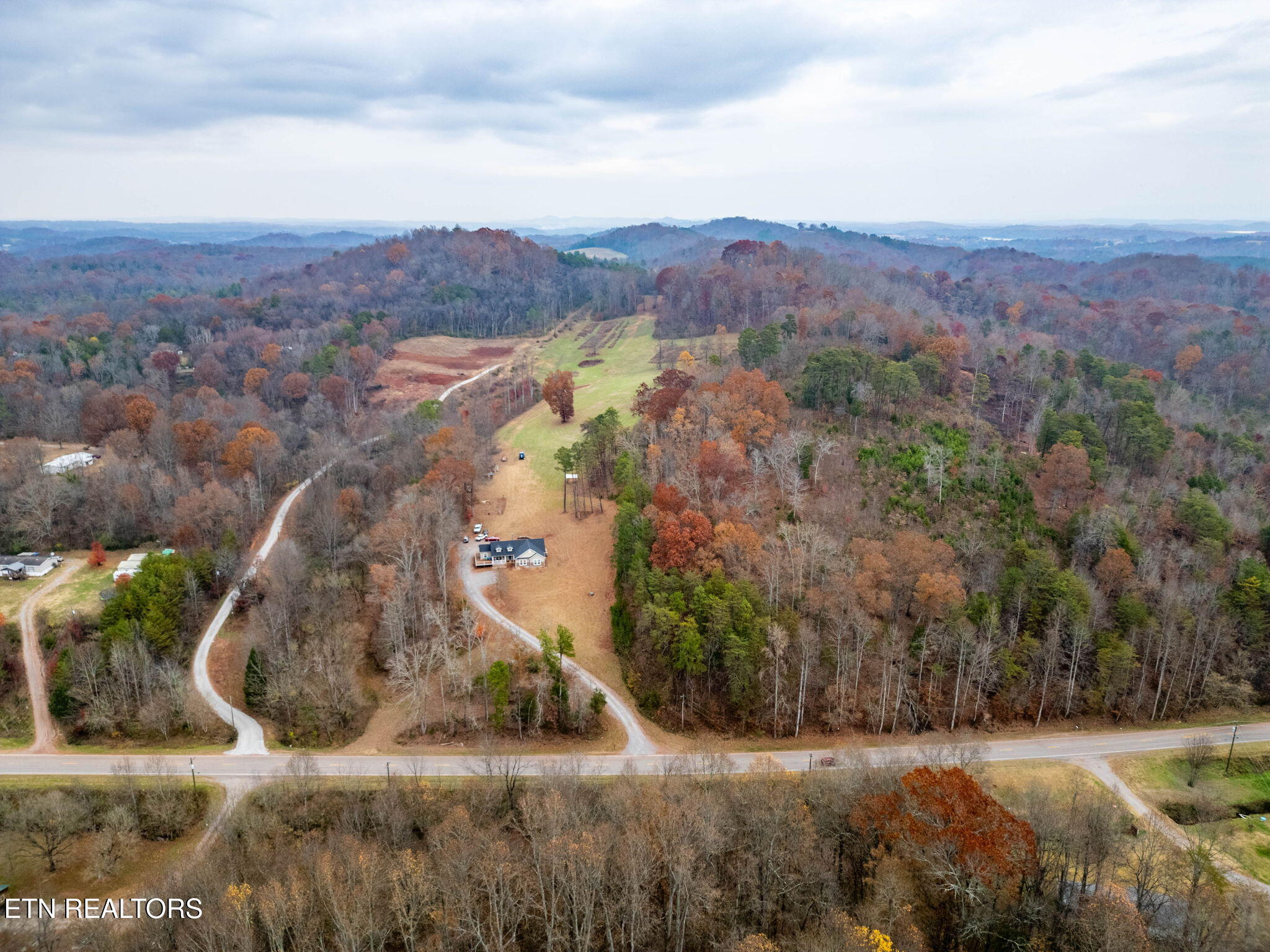 4231 Sweetwater Vonore Road Sweetwater, TN 37874 - Photo 31 of 51 22-web-or-mls-DJI_0079-HDR