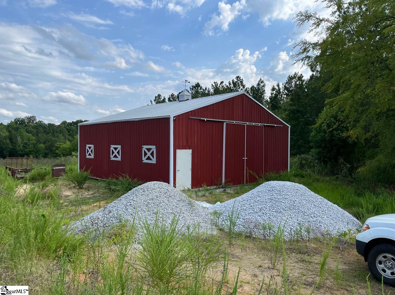 668 Johnson Road Laurens, SC 29360 - Photo 2 of 9