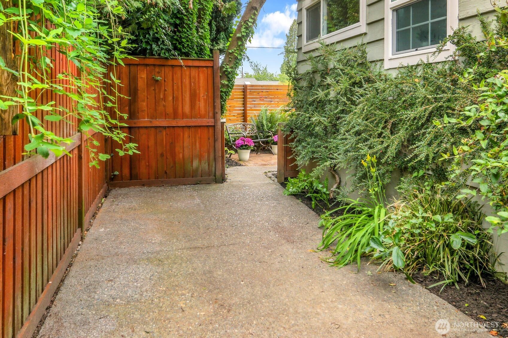 417 Ave F, Unit C Snohomish, WA 98290 - Photo 28 of 33 a backyard of a house with lots of green space