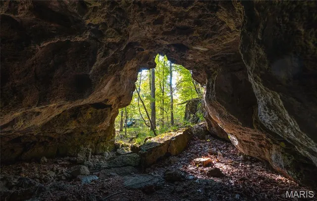 $696,000 | 0 Tbd Highway, Winona, MO 65588