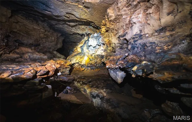 $696,000 | 0 Tbd Highway, Winona, MO 65588