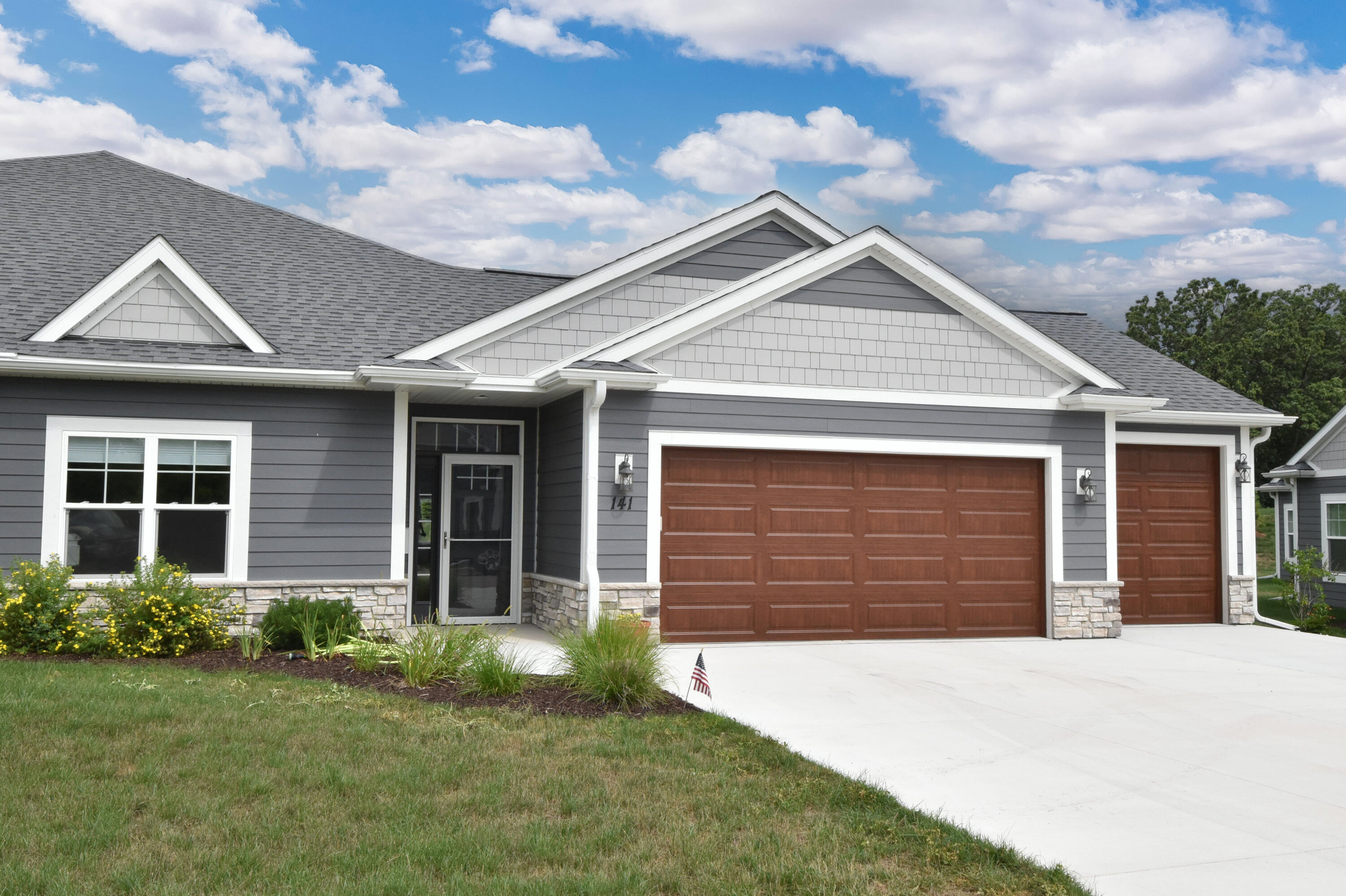 141 Phantom Lake Mukwonago, WI 53149 - Photo 1 of 1 Front