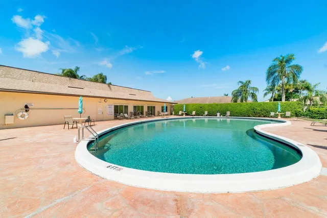 $198,000 | 5130 Nesting Way, Unit D, Delray Beach, FL 33484