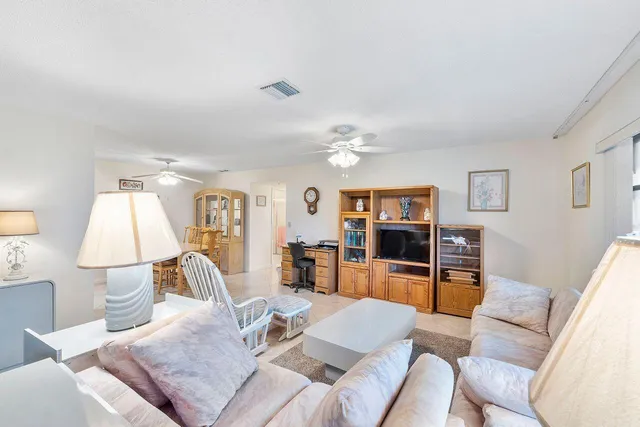 $198,000 | 5130 Nesting Way, Unit D, Delray Beach, FL 33484