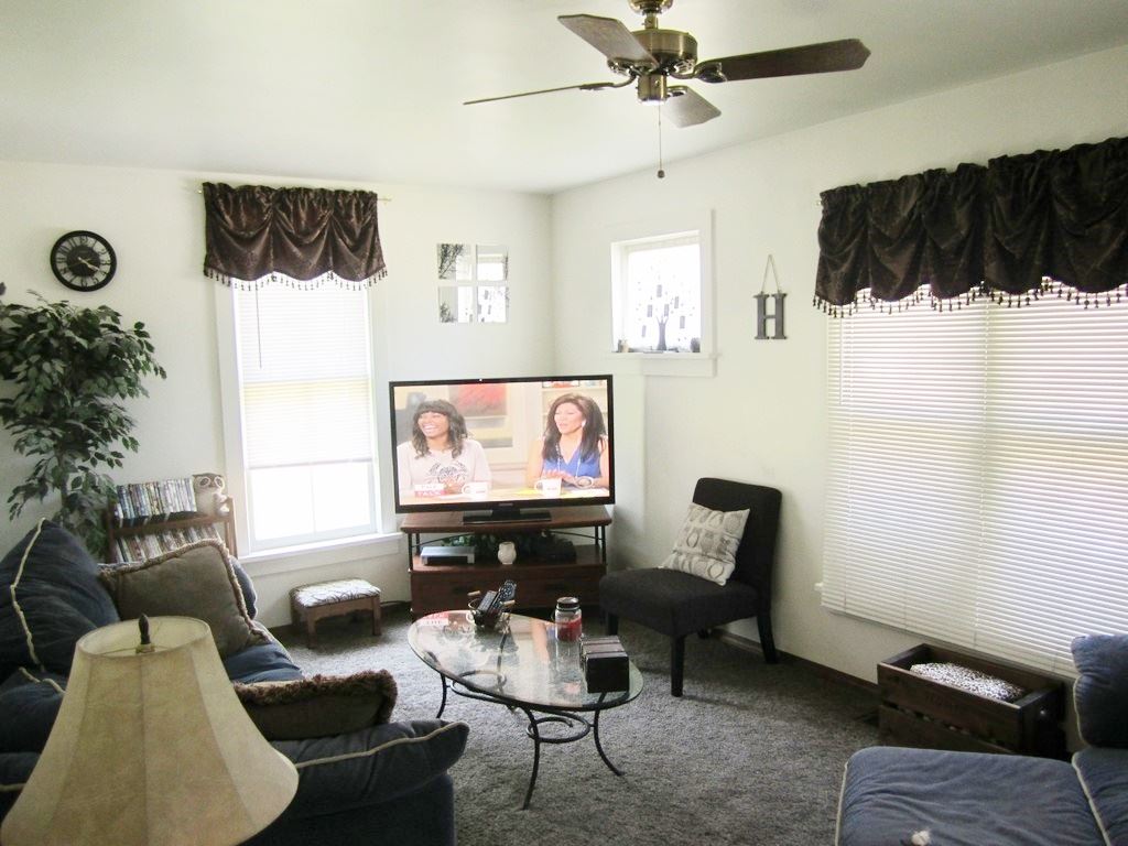 515 West Maple Street Waterloo, IN 46793 - Photo 5 of 23 Gallery Image 5