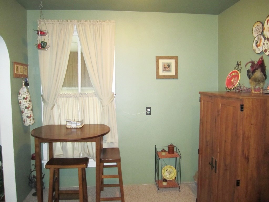 515 West Maple Street Waterloo, IN 46793 - Photo 8 of 23 Gallery Image 8