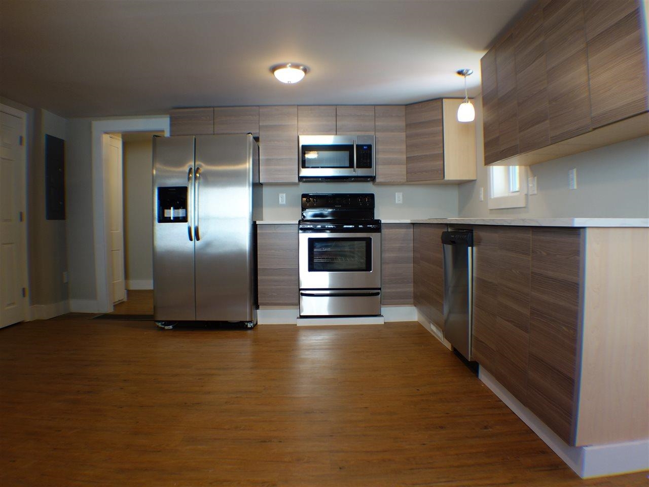 39 New York Street Dover, NH 03820 - Photo 5 of 31