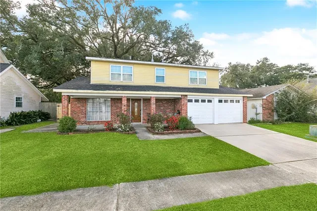 $290,000 | 3768 Tara Drive, Destrehan, LA 70047