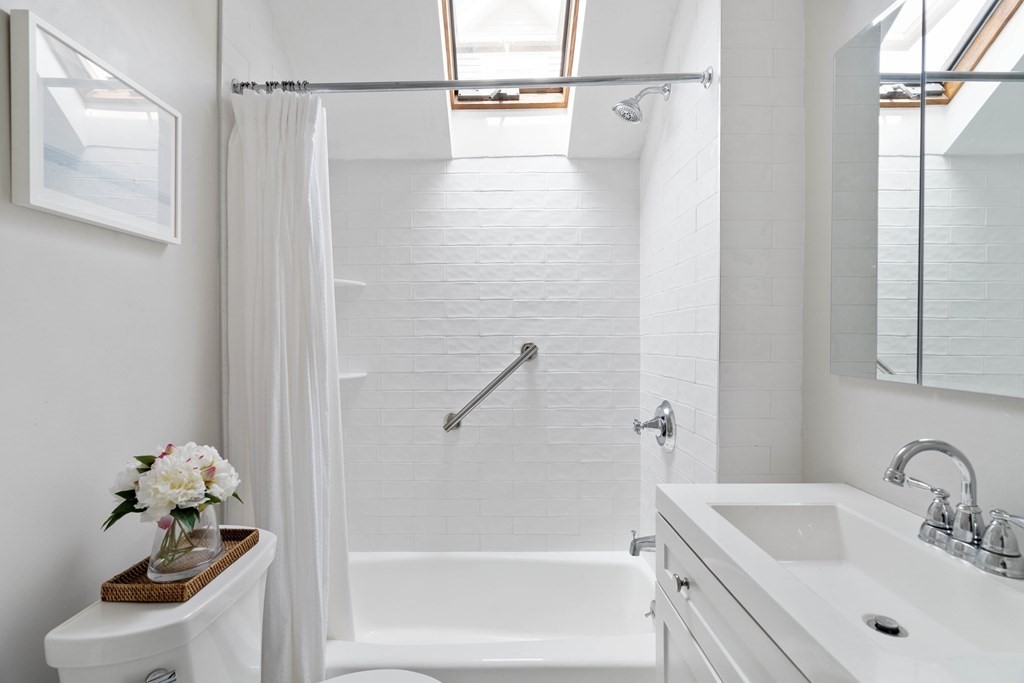 24 Manthorne Road Boston, MA 02132 - Photo 20 of 27 Gallery Image 20