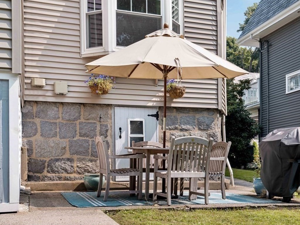 24 Manthorne Road Boston, MA 02132 - Photo 23 of 27 Gallery Image 23