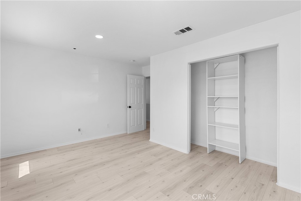 1271 Castledale Street Riverside, CA 92501 - Photo 33 of 54