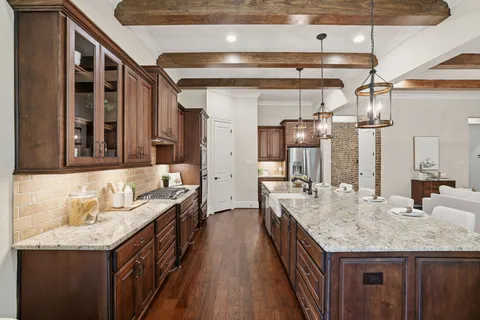 $10,460,000 | 137 Sanderling Lane, Montgomery, TX 77316