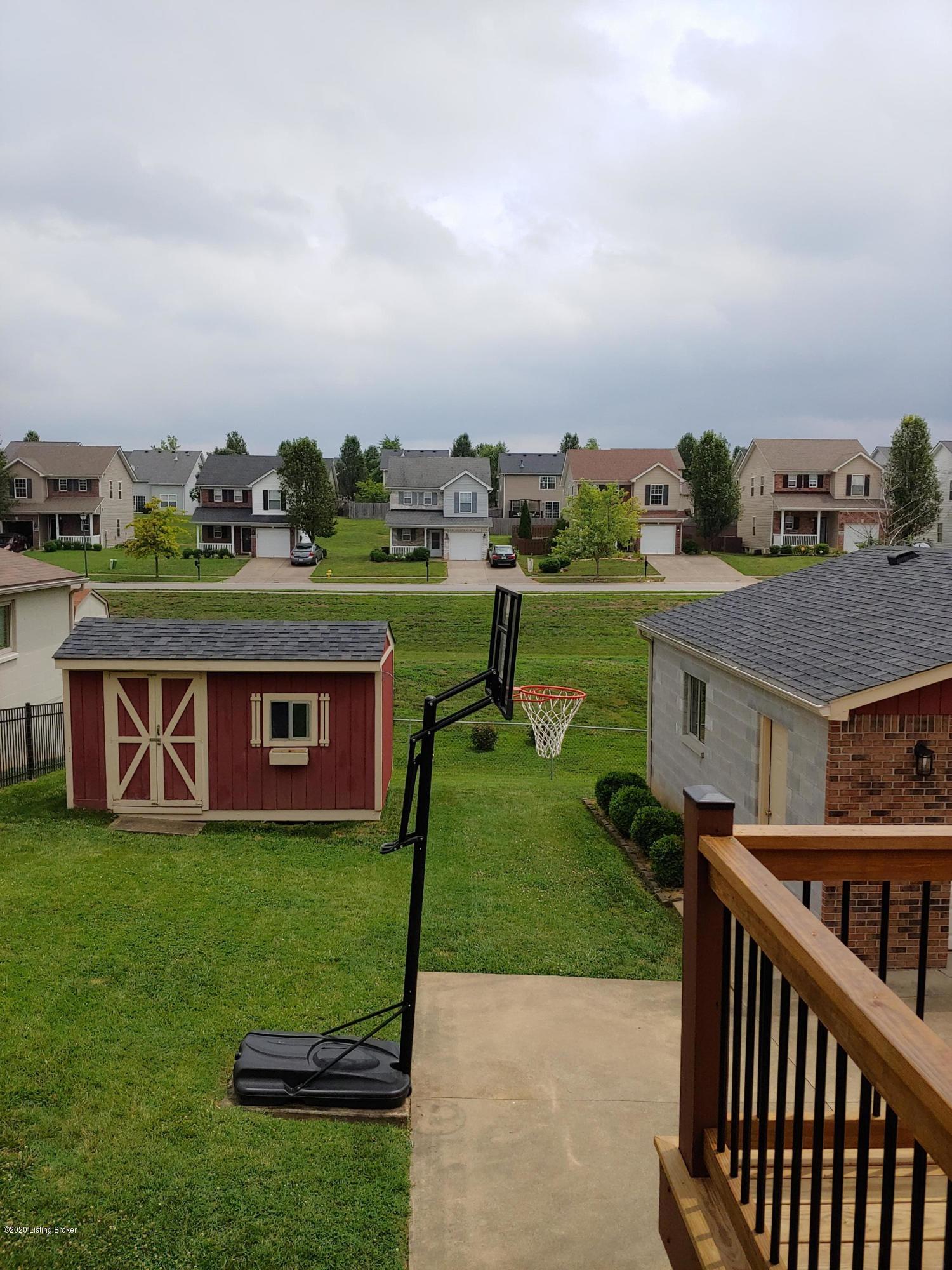 6603 El Rancho Road Louisville, KY 40291 - Photo 4 of 29 0716201319_HDR