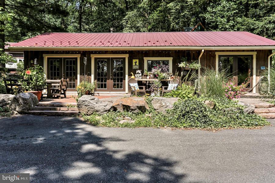 389 Old Mine Road Lebanon, PA 17042 - Photo 23 of 65 Gallery Image 23