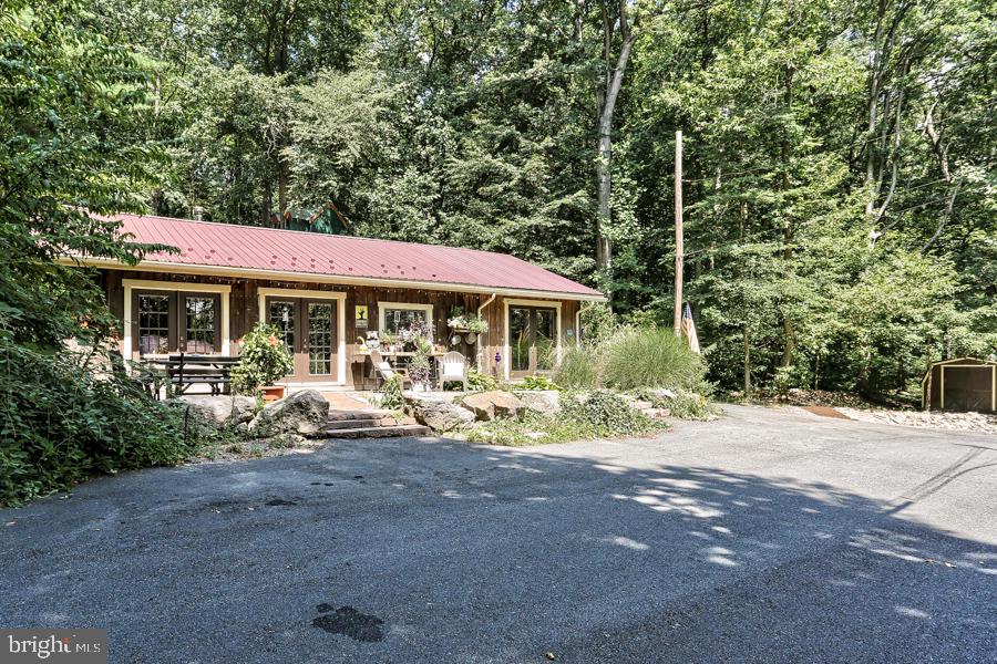 389 Old Mine Road Lebanon, PA 17042 - Photo 52 of 65 Gallery Image 52