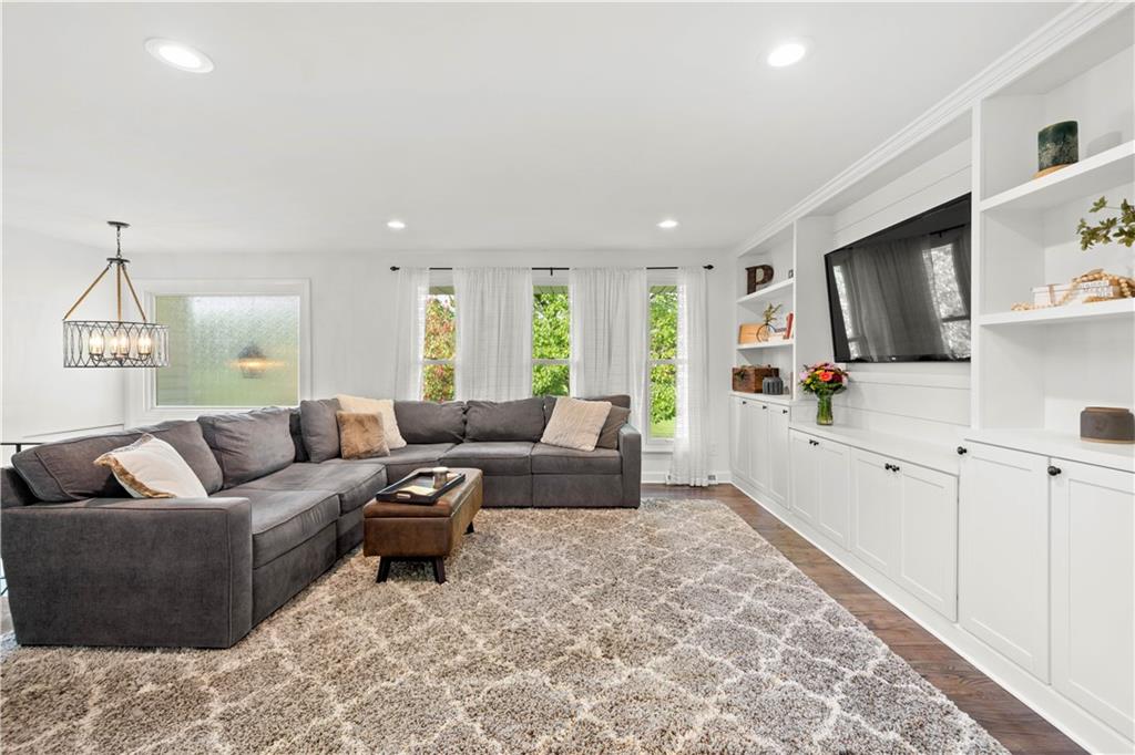 8436 Post Road Allison Park, PA 15101 - Photo 4 of 25 Gallery Image 4
