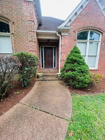 $2,295 | 1785 Wood Mills Drive West, Cordova, TN 38016