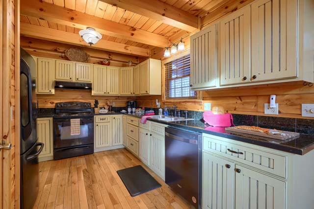 16100 Collison Road Logan, OH 43138 - Photo 15 of 24 Kitchen