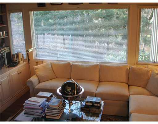 408 Buckingham Road Fox Chapel, PA 15215 - Photo 6 of 10 Den. sunken den w/built-in desk, bookshelves