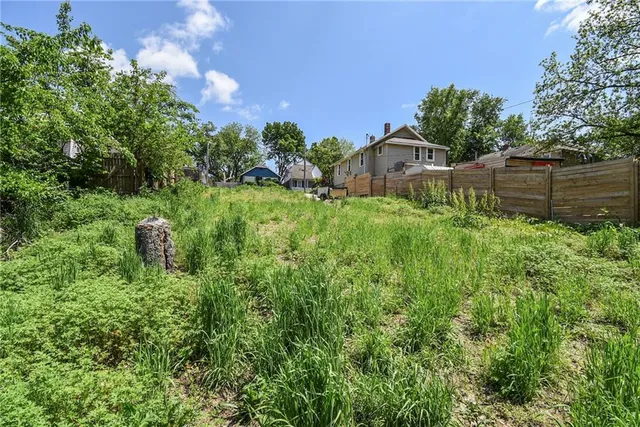 $10,000 | 508 Wallace Avenue, Kansas City, MO 64125