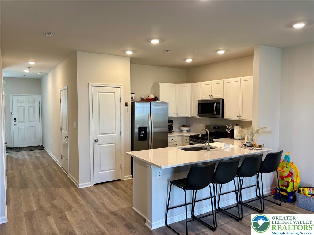 1237 Martin Road Breinigsville, PA 18031 - Photo 3 of 24