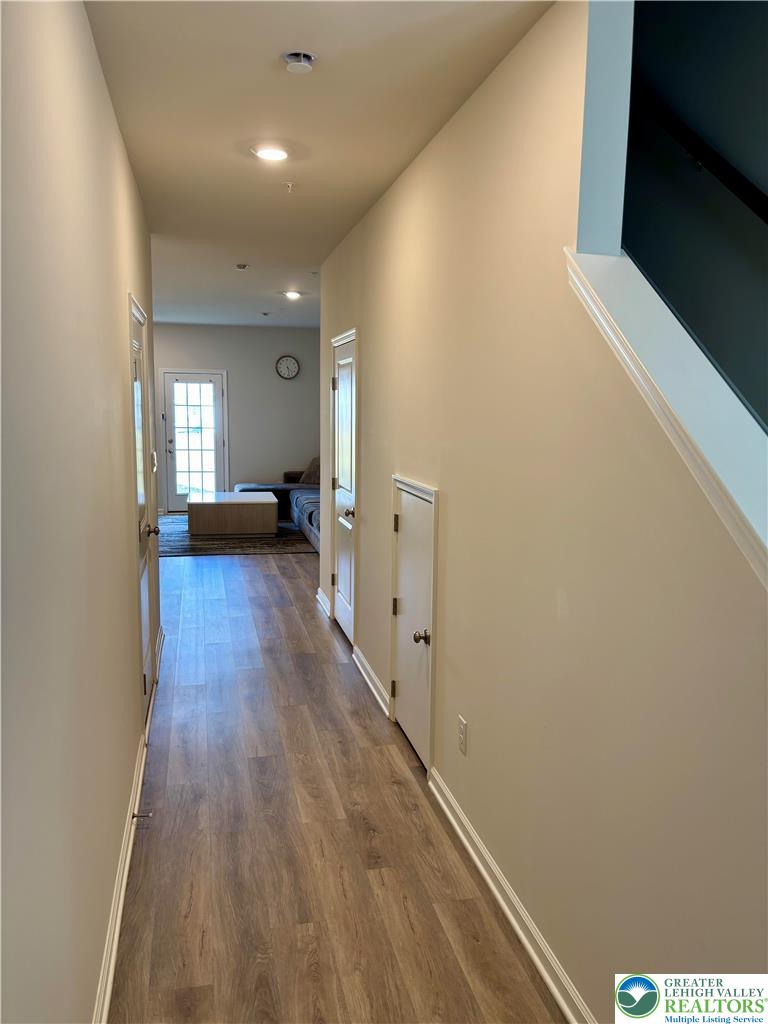 1237 Martin Road Breinigsville, PA 18031 - Photo 8 of 24