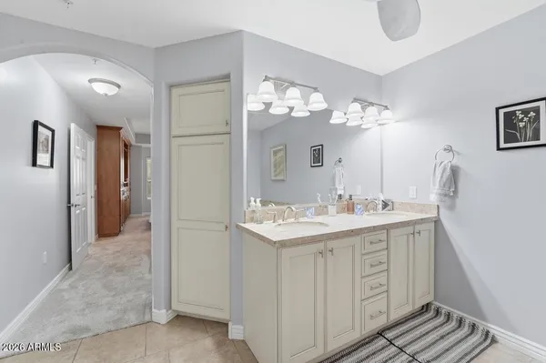 $2,800 | 5350 East Deer Valley Drive, Unit 1281, Phoenix, AZ 85054