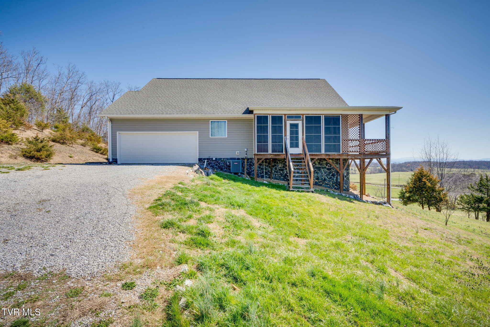 2306 Old Ducktown Road Limestone, TN 37681 - Photo 6 of 41 027