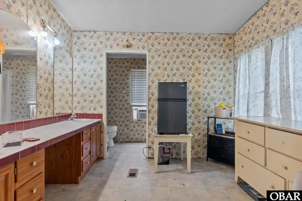 $364,000 | 92 Mosley Lane, Wanchese, NC 27981