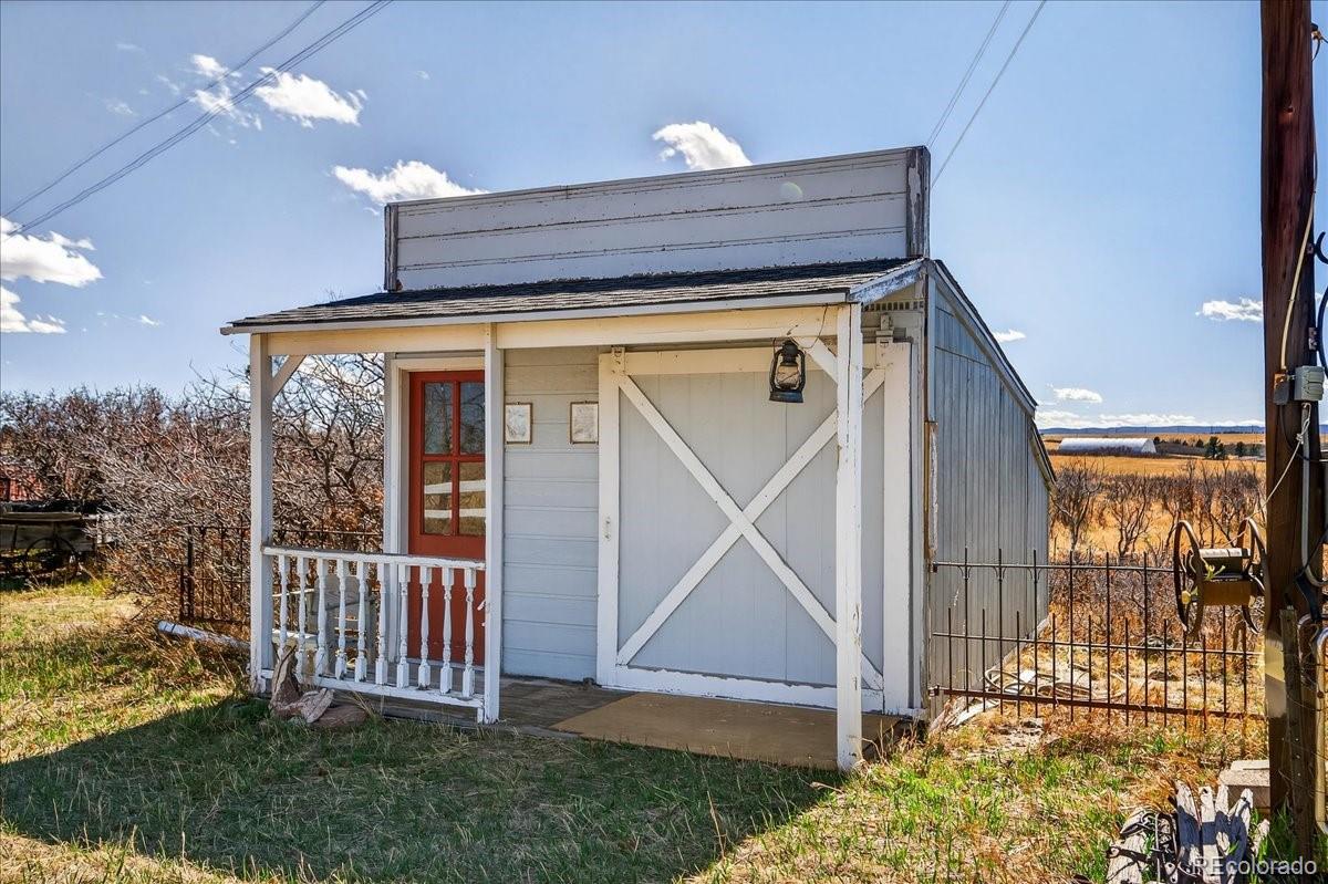 4351 Lake Gulch Road Castle Rock, CO 80104 - Photo 30 of 45