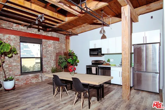 $3,495 | 900 East 1st Street, Unit 311, Los Angeles, CA 90012