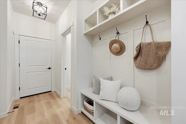 $554,900 | 9631 West Kate Drive, Boise, ID 83714