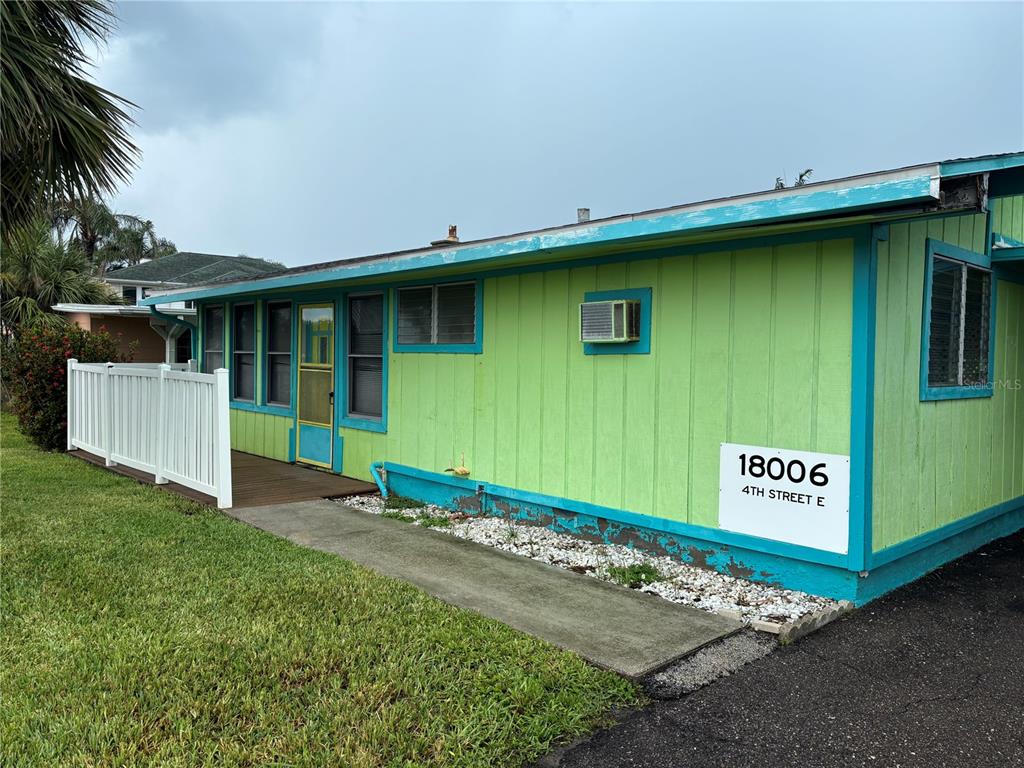 18006 4th Street East Redington Shores, FL 33708 - Photo 4 of 32 a view of a outdoor space with a street