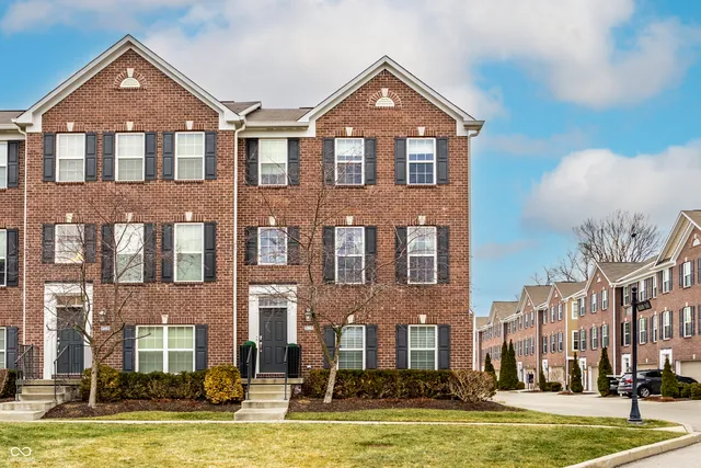 $425,000 | 960 Orlando Street, Carmel, IN 46032