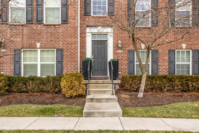 $425,000 | 960 Orlando Street, Carmel, IN 46032