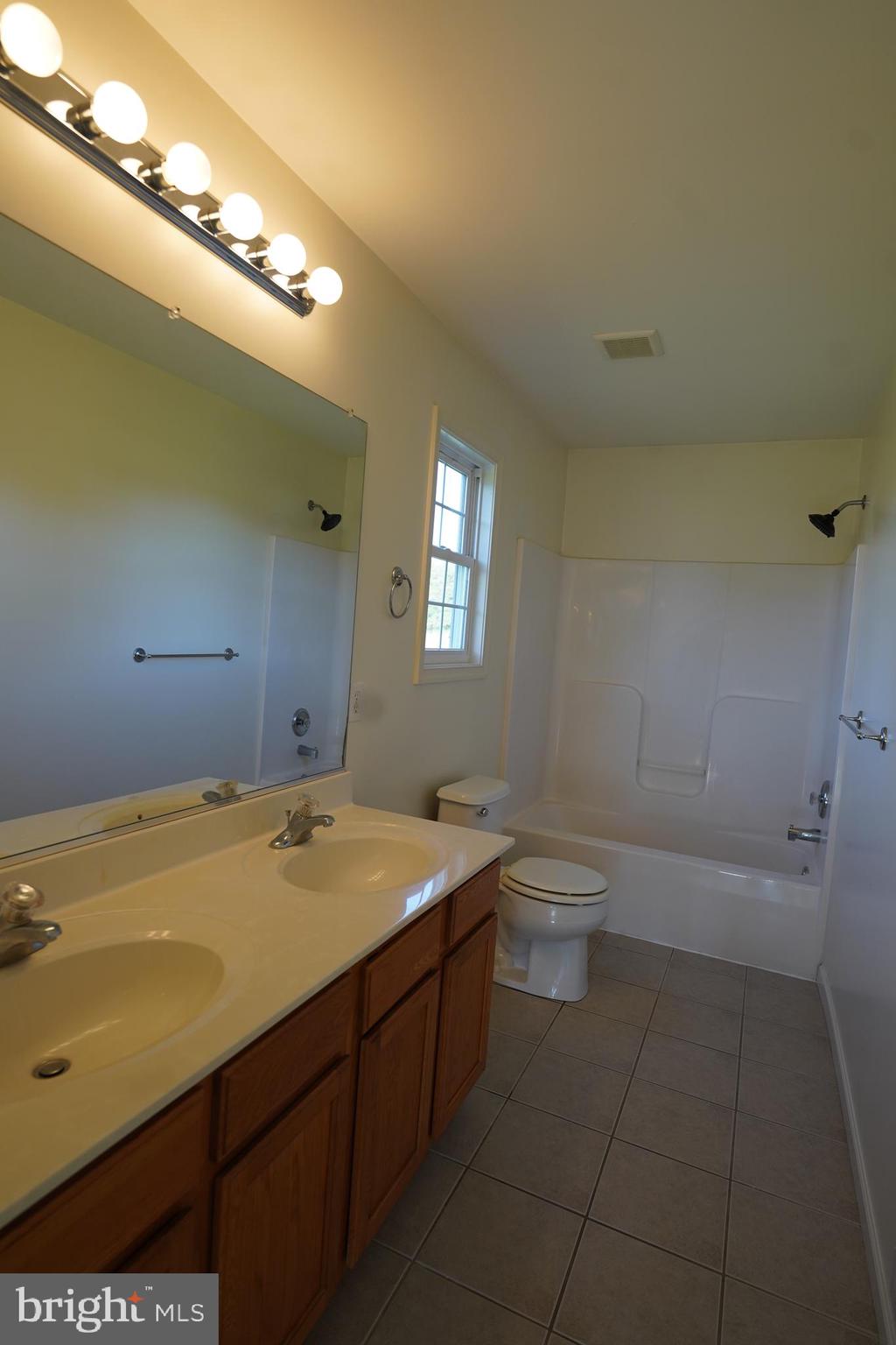 236 Job Road Inwood, WV 25428 - Photo 16 of 24