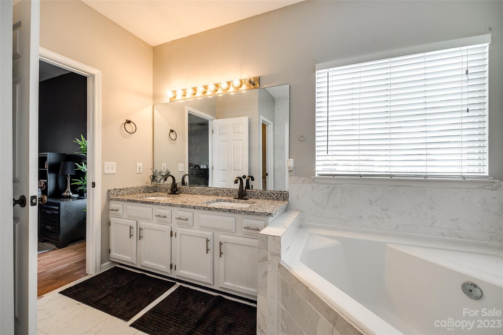 12513 Old Timber Road Charlotte, NC 28269 - Photo 22 of 37 Gallery Image 22